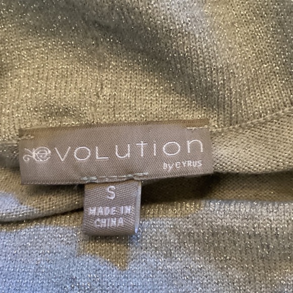 Evolution by Cyprus silver cowl neck sweater size small - Picture 6 of 7